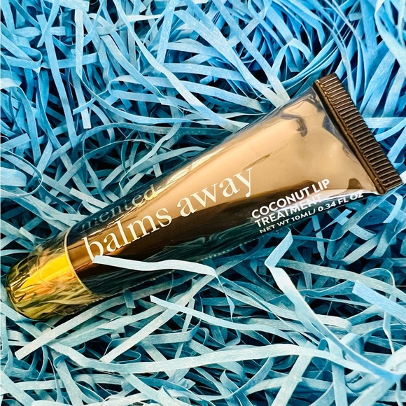 New/Sealed Mented Balms Away Coconut Lip Treatment - Picture 10 of 10